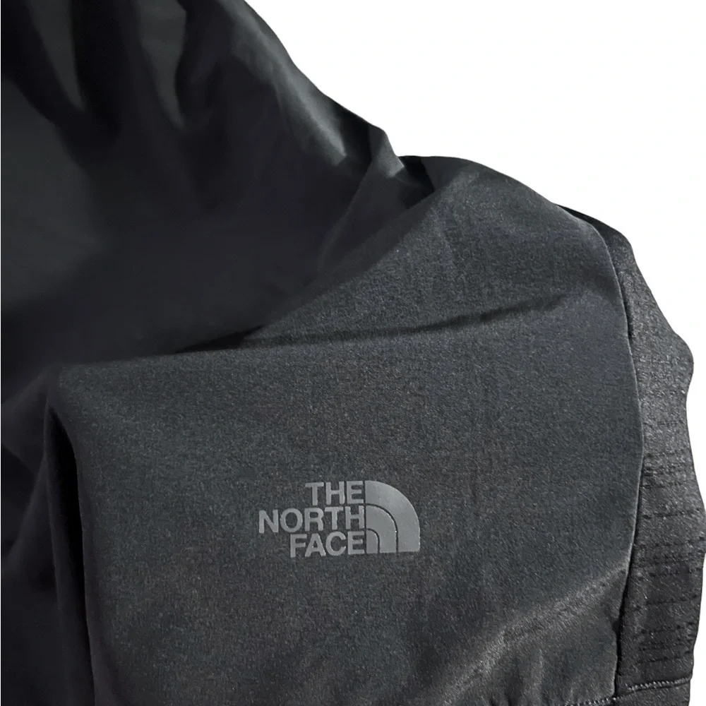 EUC THE NORTH FACE Women’s Black Cross back Tank Size XL - Picture 5 of 6